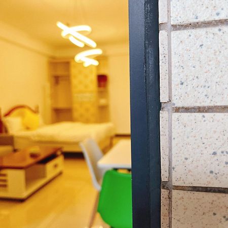 גואנגג'ואו Yoyo Youth Apartment מראה חיצוני תמונה